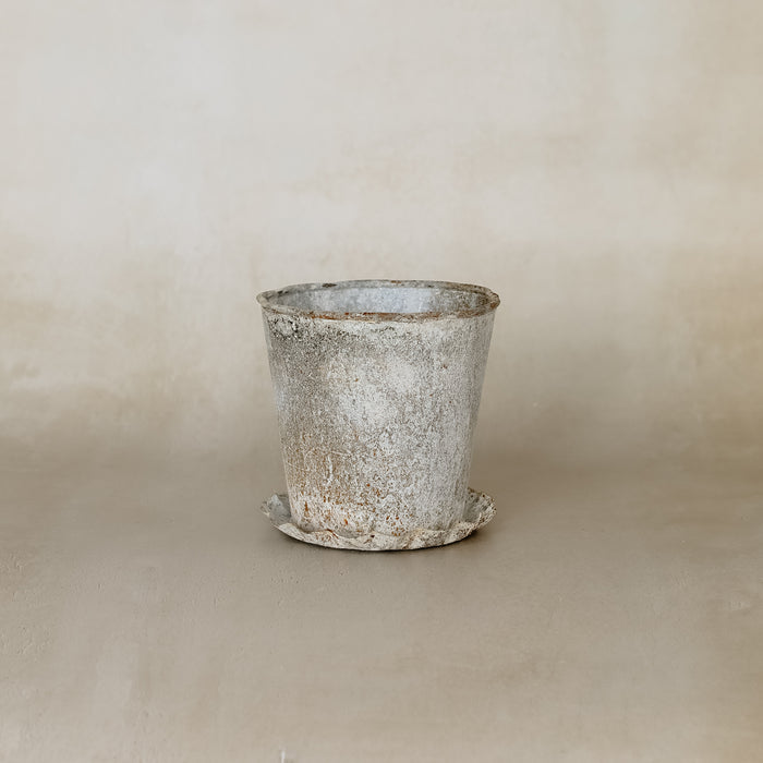 Vintage Pot & Pleated Saucer