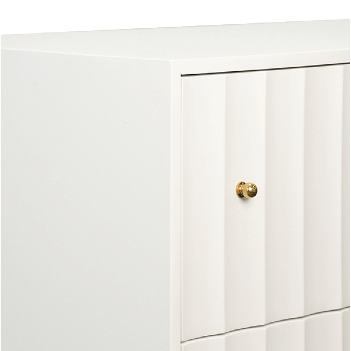 Aiden Dresser - White