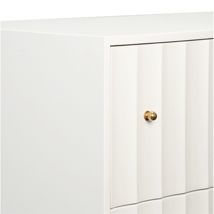 Aiden Dresser - White