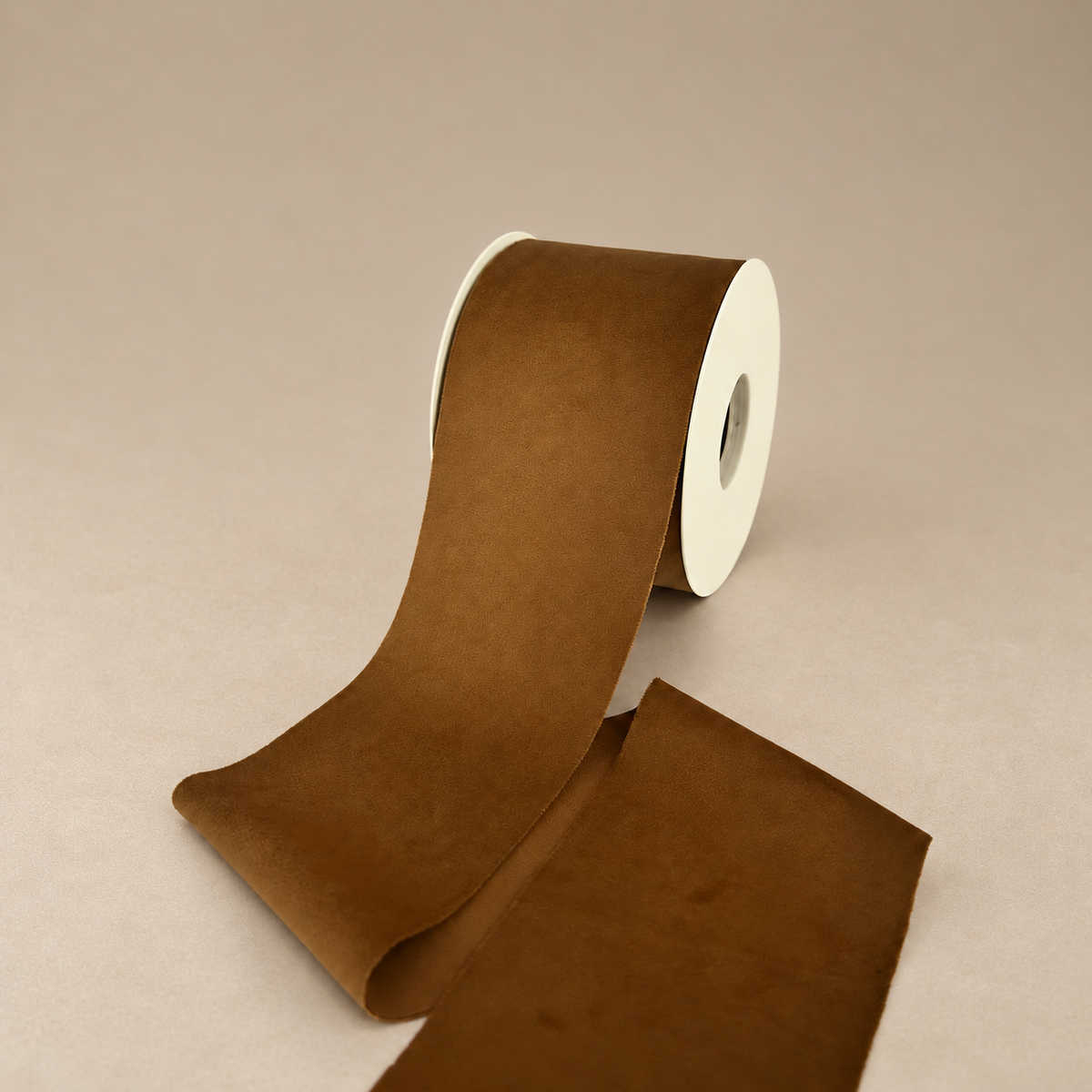 Dutch Torn Velvet - Cognac