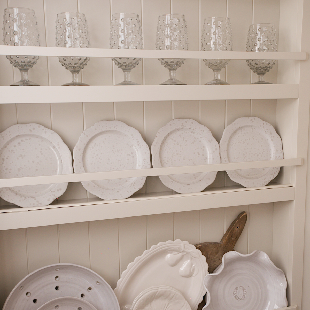 June Speckled & Scalloped Plate