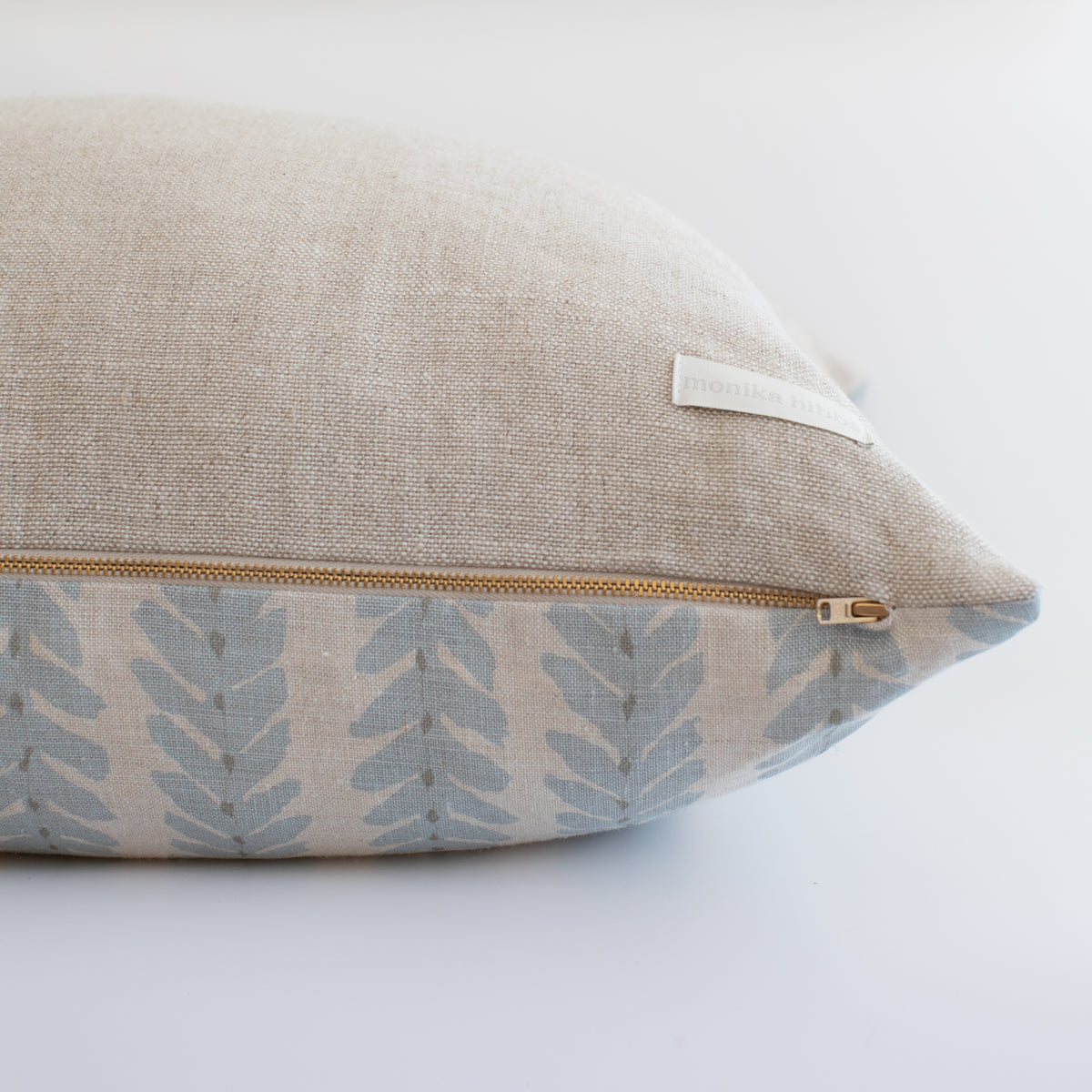 Mari Pillow Cover